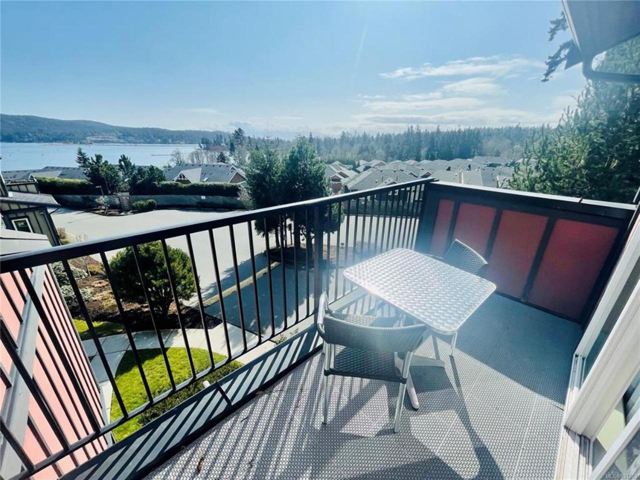 Sheringham Townhouse - Sooke Eksteriør billede